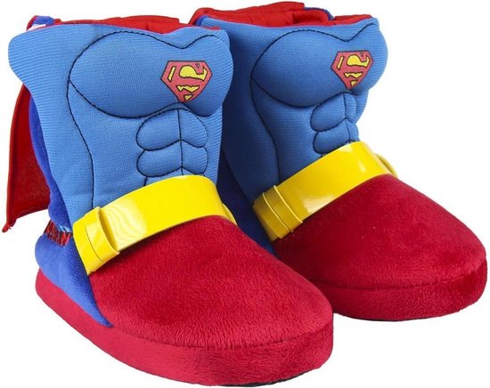 houd er rekening mee dat Vel Bij Superman 3D sloffen/pantoffels voor jongens -  Kindersloffen/kinderpantoffels 26-27 | bol.com