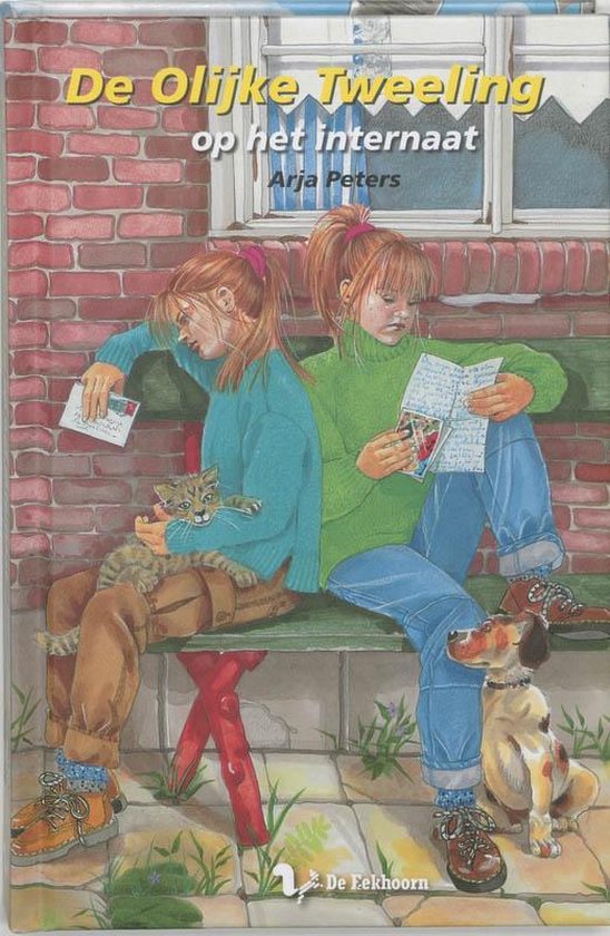 Cover van het boek 'De olijke tweeling op het internaat' van A. Peters