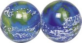 2x Speelgoed wereldbol stuiterballen 5 cm