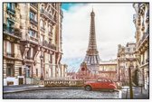 Uitkijk op Eiffeltoren vanuit klassiek straatbeeld van Parijs - Foto op Akoestisch paneel - 150 x 100 cm