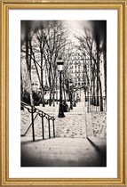 JUNIQE - Poster met houten lijst Montmartre, Paris -30x45 /Grijs & Wit