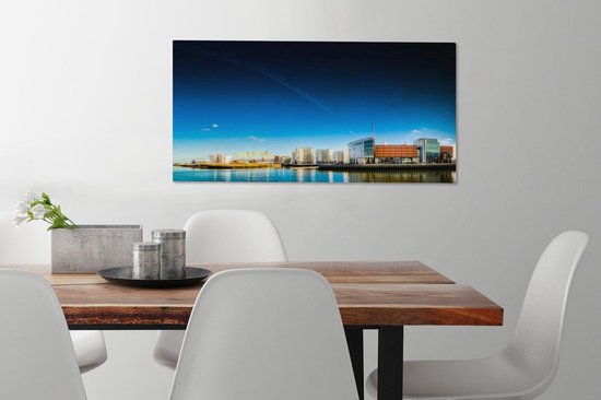 Le Titanic Signature Building de Belfast sous un ciel fascinant Toile 80x40 cm - Tirage photo sur toile (Décoration murale salon / chambre) / Villes européennes Peintures sur toile