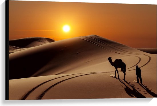 Canvas  - Ondergaande Zon in Woestijn Gebied - 90x60cm Foto op Canvas Schilderij (Wanddecoratie op Canvas)