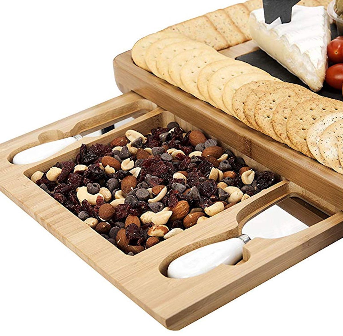 Kaasplank - Bamboe hout - met 2 Lades & 4x Kaas messen — cadeau in Kookcadeaus - foto 5