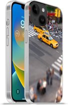 Geschikt voorApple Iphone 14 - Softcase hoesje - New York - Amerika - Taxi - Siliconen Telefoonhoesje