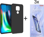 Hoesje Geschikt voor: Motorola Moto E7 Silicone - Zwart + 3X Tempered Glass Screenprotector - ZT Accessoires