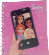 Selfie Girls Kleurboek met stickers - Roze / Multicolor - Papier / Kunststof - 15,5 x 18 cm - Kleurboek - Stickerboek - Boek - Boekje - Knutselen - Creatief