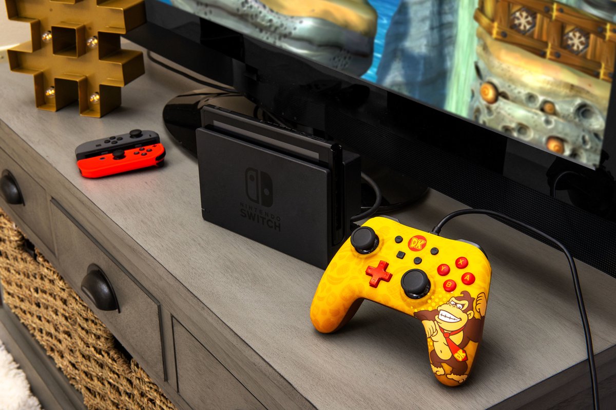Donkey kong hotsell nintendo switch controller