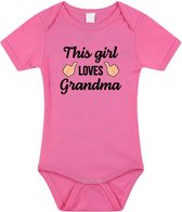 This girl loves grandma tekst baby rompertje roze meisjes - Cadeau oma 80