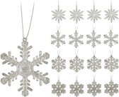 16x Kersthangers figuurtjes zilveren sneeuwvlok/ster 10 cm glitter - Sneeuw thema kerstboomhangers - Kerstboomversieringen koper