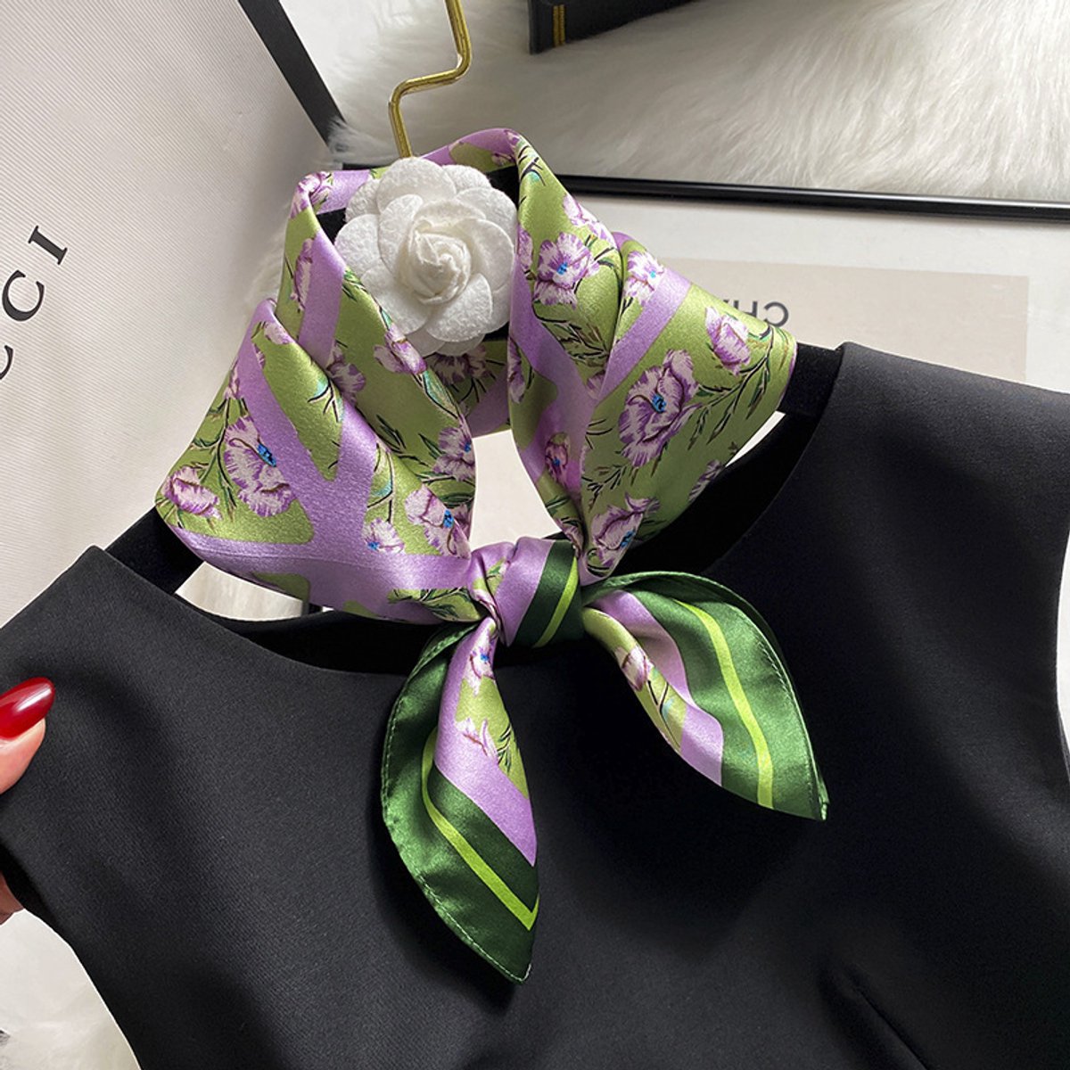 Dames Sjaal - Sjaals - Stola - Vierkante doek - Elegant Stijlvol Dames haar sjaal - Satijn zijde - Hals sjaaltje - Sjaaltje Satijn - Neksjaaltje - Omslagdoek Modesjaals - Neksjaal - Dames Halsdoek -Dame - 14314 - Hoofdafbeelding, 53*53 cm