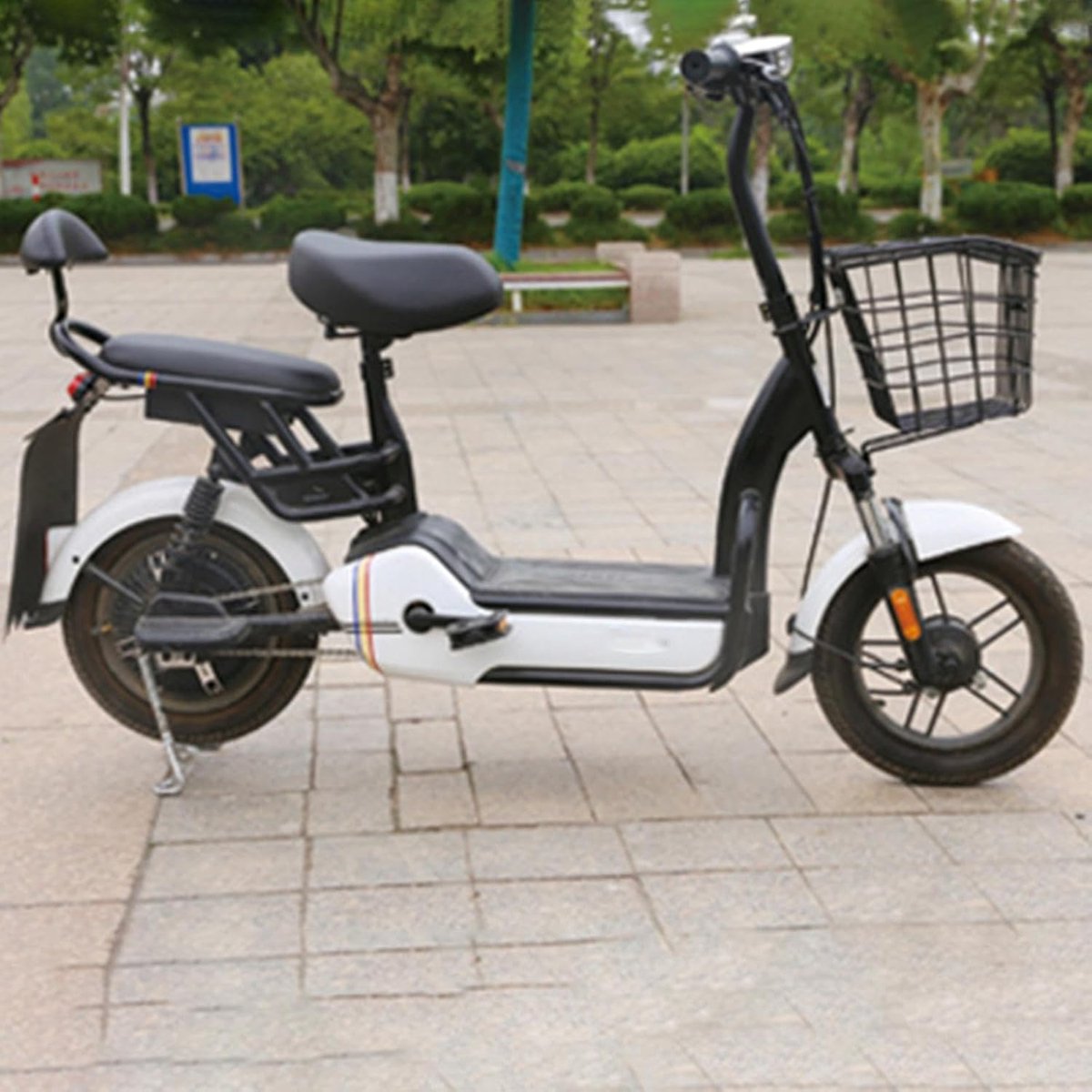Fietsmand Voorop - Opbergrek Fiets - Boodschappen Vervoeren - Verstelbare Bevestiging - 34 x 27 x 27 cm - Zwart