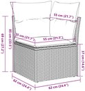 Afmetingen van een beige polyrotan fauteuil met crèmekleurige kussens.