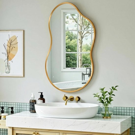 Asymmetrische Spiegel 50 x 91 cm, Irregulaire Wandspiegel van Veiligheidsglas, Aluminium Frame, Decoratieve Spiegel voor Badkamer en Make-up, Gouden Afwerking