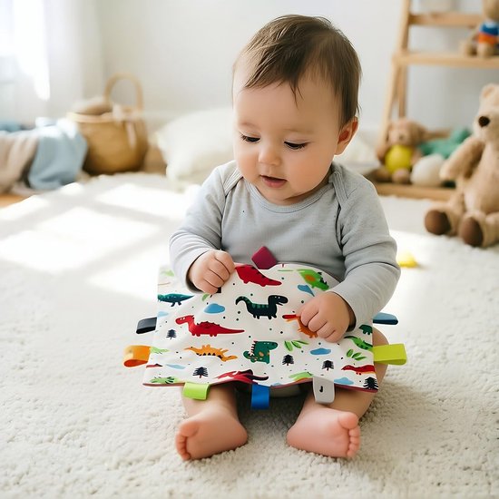 Baby comfort deken - Mini deken - Spelen en knuffelen - Met zachte labels - 25 x 25 cm - Rood van Baby Comfort© — afbeelding 3