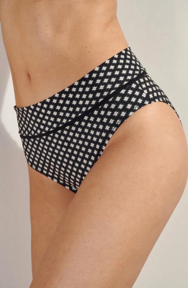 Pain De Sucre Unique Bikini Slip Cori 06 Zwart - maat L