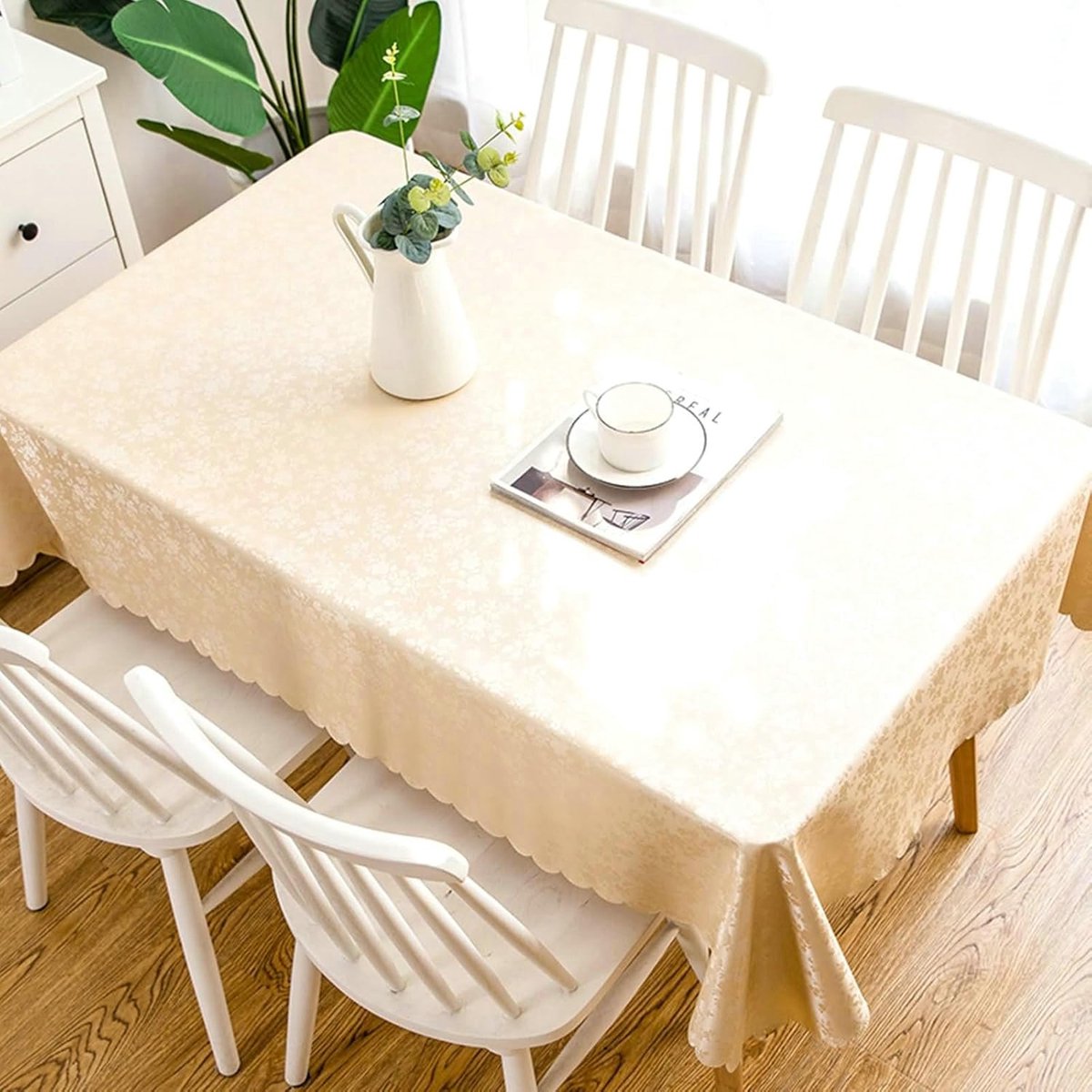 Tafelkleed - Beschermhoes - Eettafel decoratie - Hittebestendig - 160x160 cm - Wit