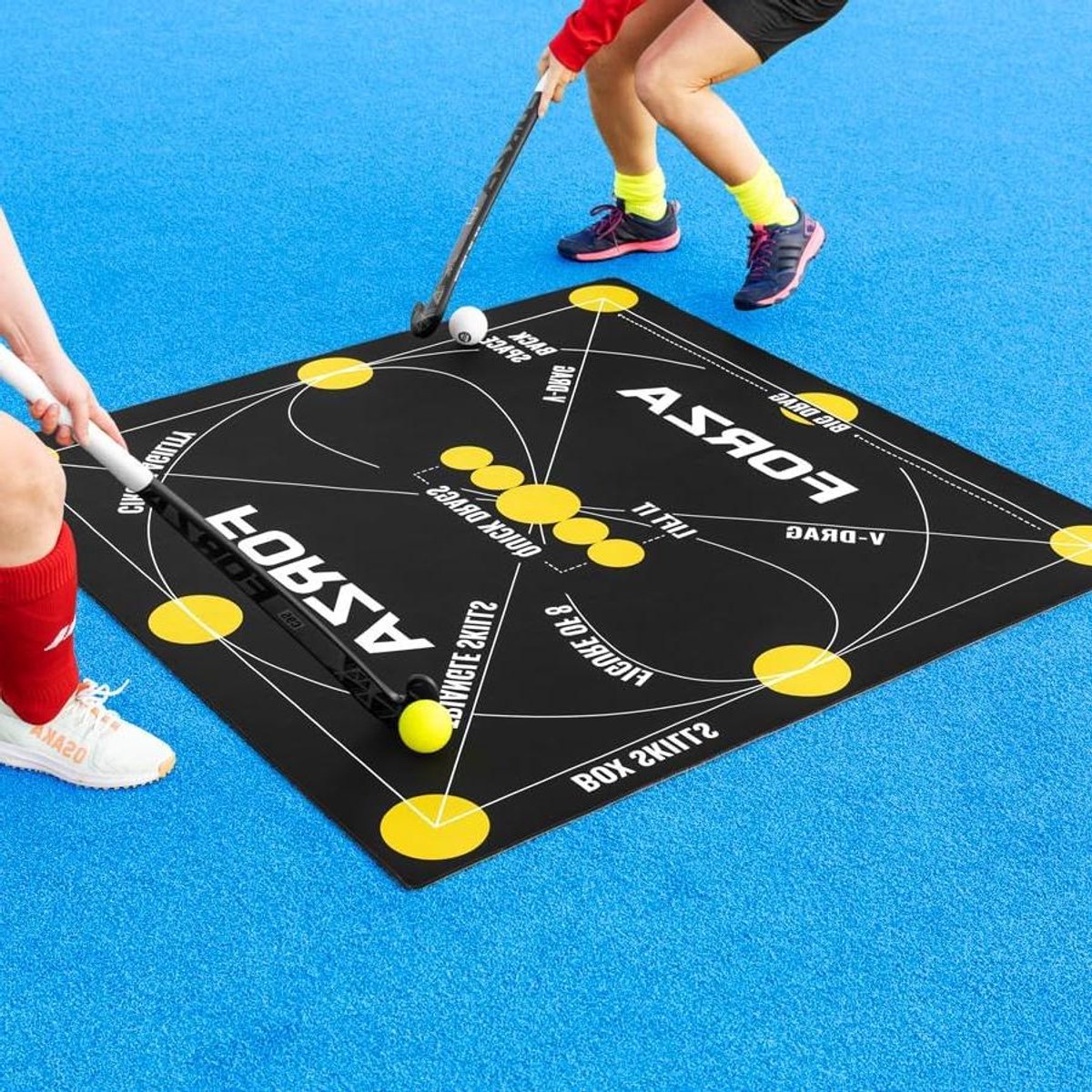 Hockey Trainingsmat - Balcontrole Oefenmat - Vaardigheden Verbeteren - Geïntegreerde Boorzones - 145x145 cm - Zwart