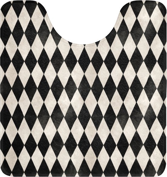 Tapis de toilette à motif losange noir et blanc avec une découpe pour la cuvette des toilettes.