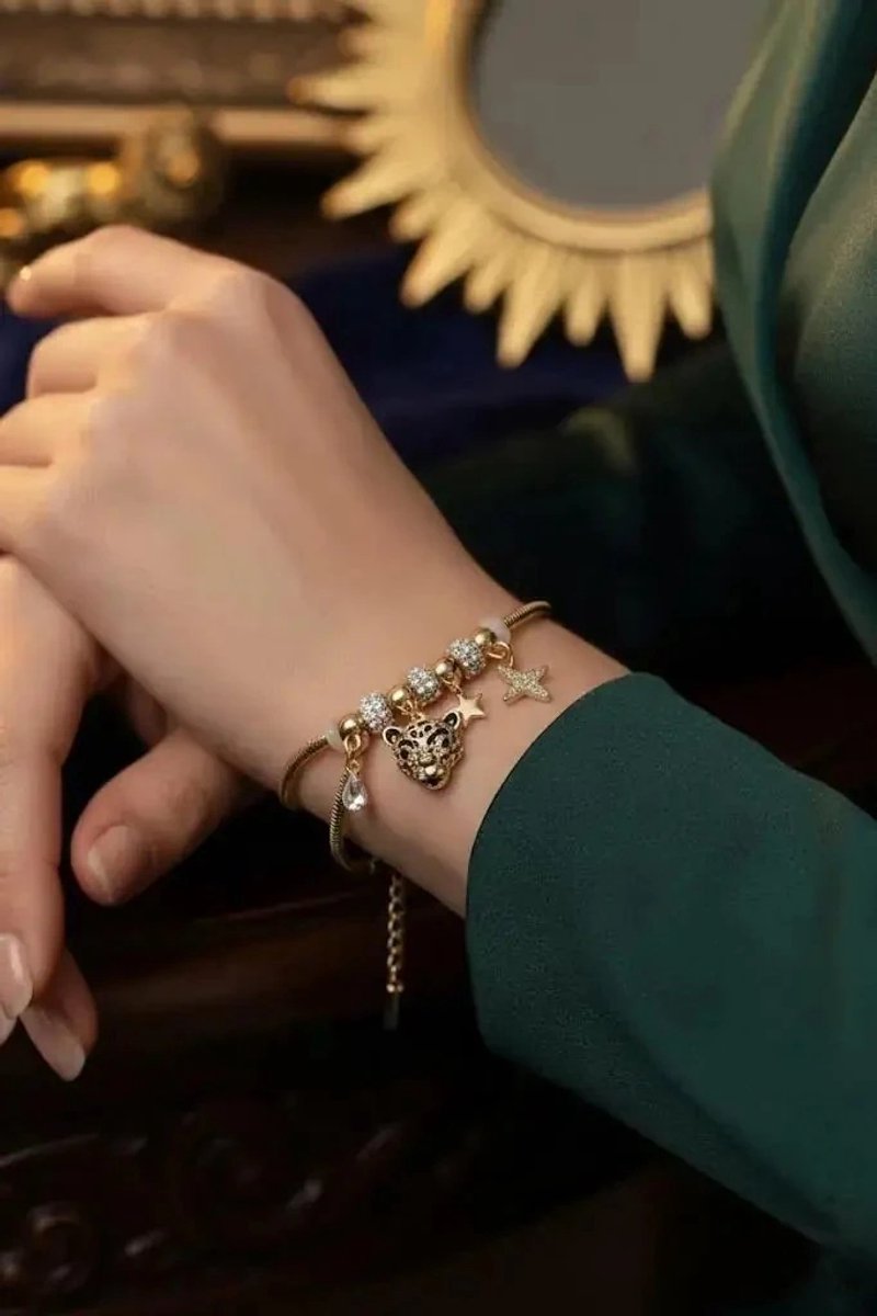 Dorvina Messing Goudkleurig Kaplan Model met Bedel Dames Armband Verkleurt Niet | Stijlvol en Duurzaam Sieraad