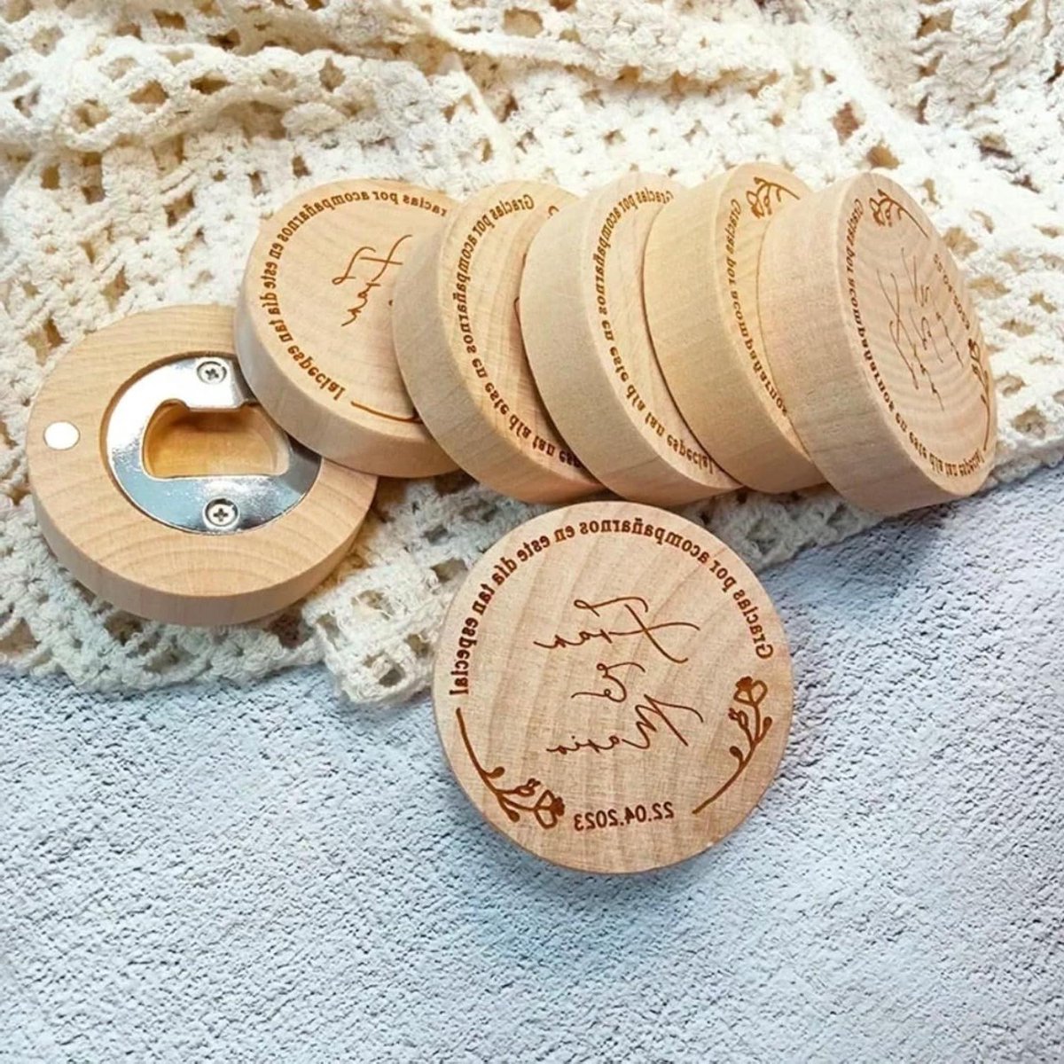 Flesopener Koelkastmagneet - Houten Opener Cadeau - Bruiloft Gunsten Geven - Gepersonaliseerd Met Laser - 100 Stuks - Beige