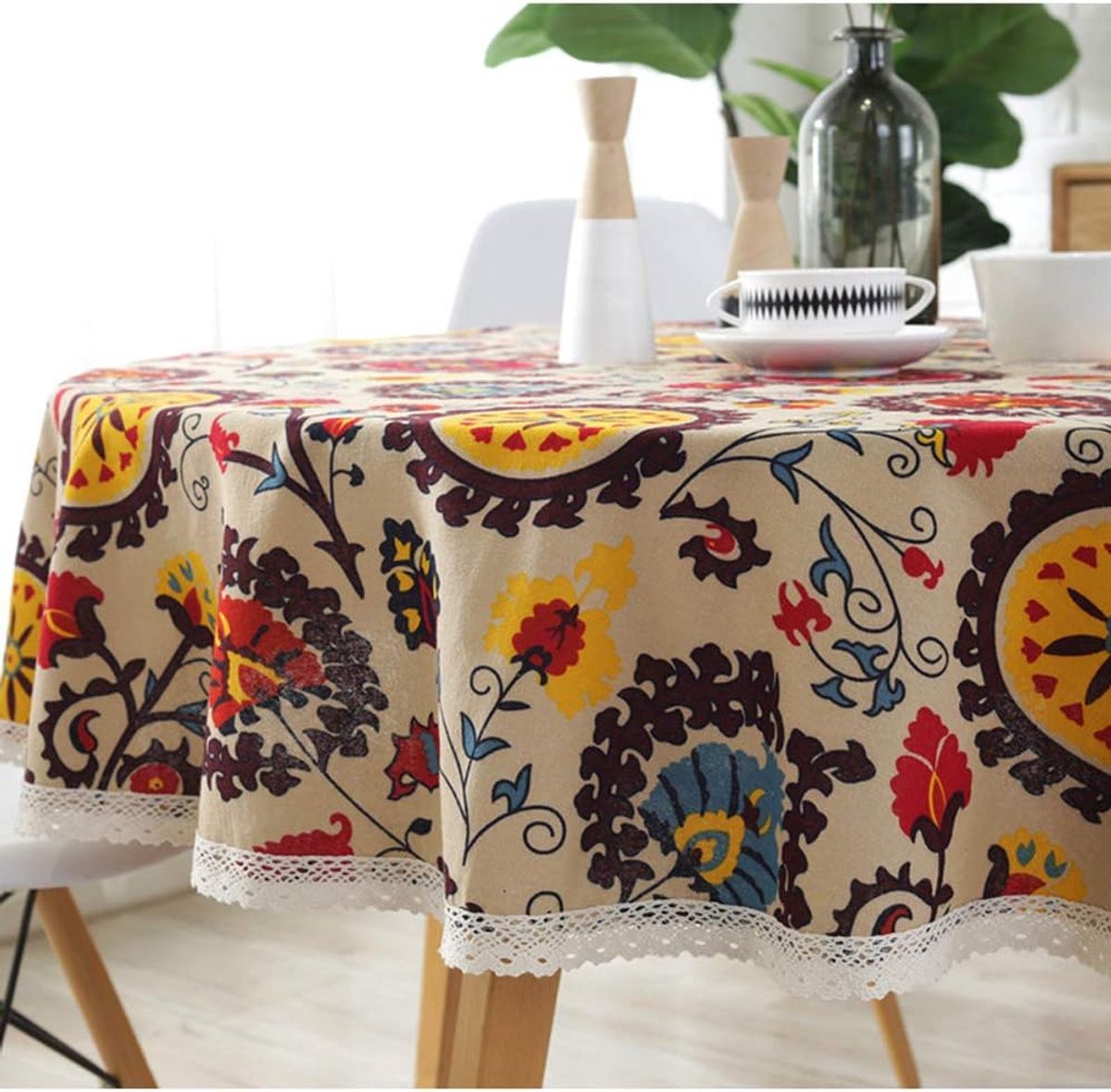 carmdering - Vintage Zonnebloem Patroon Decoratieve Macramé Kant Tafelkleed - Retro Bloemenmotief Eetkamer Dekking - Rond Tafelkleed - Vlekbestendig Materiaal - Ademende Stoffen Textuur - Zwaar Katoen Linnen Mix - Elegant Vintage Design - 1 Stuk