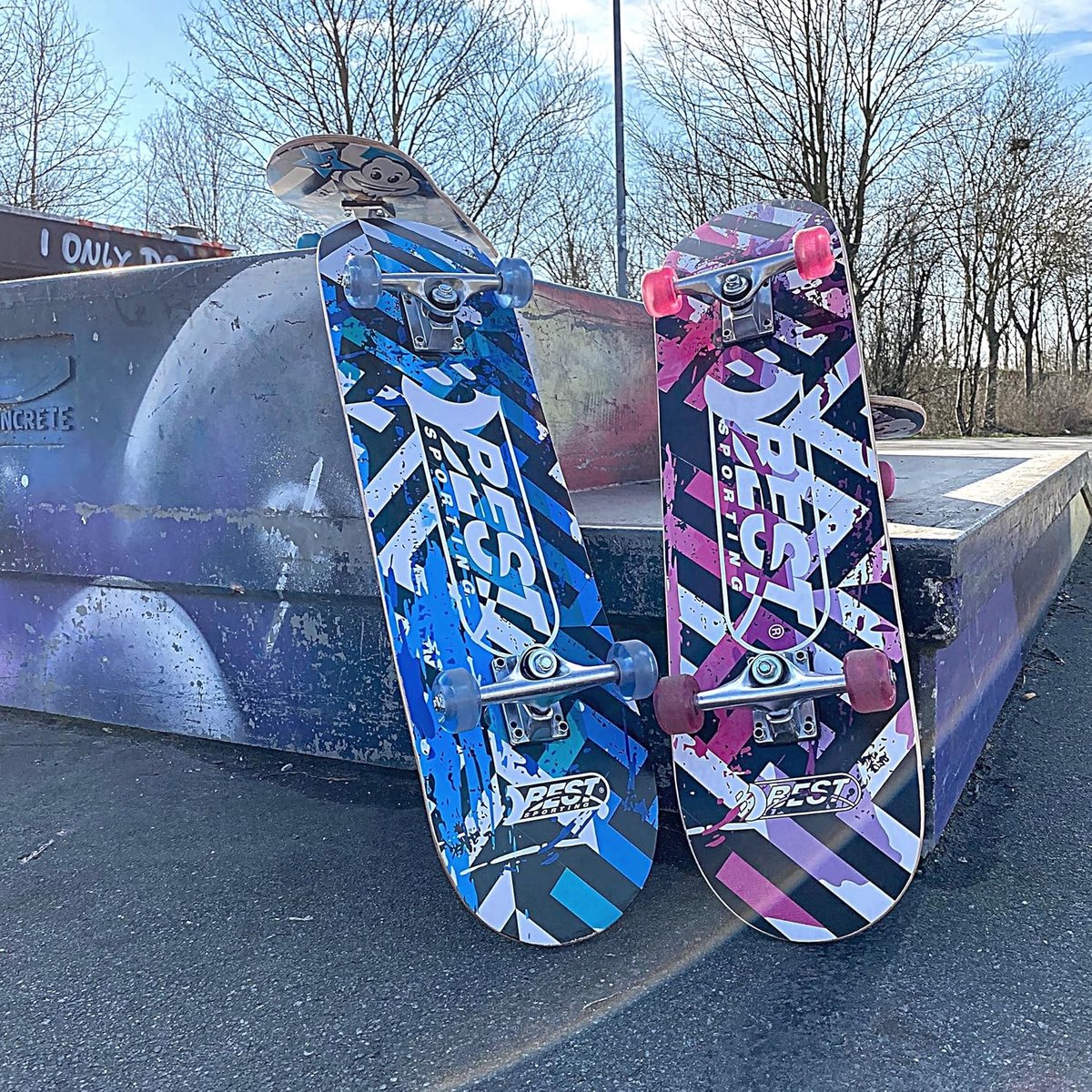 Skateboard - Street Board - Stijlvol Transport - Hout en Aluminium - 78.5 x 20.4 cm - Roze Zwart