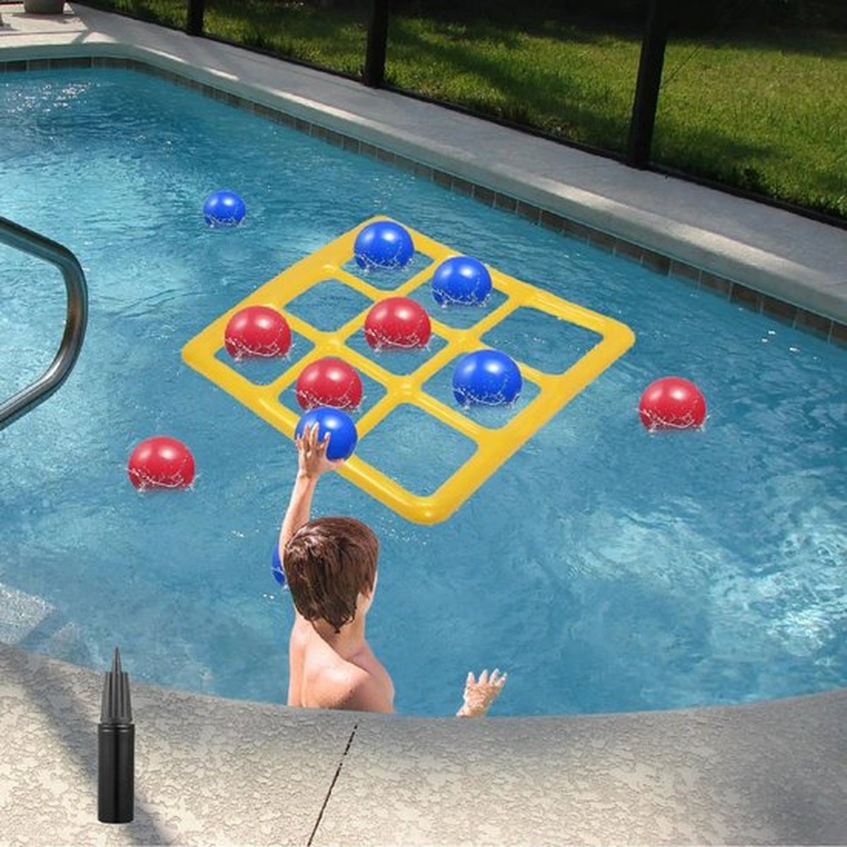 Boter-kaas-en-eieren-spel voor in het zwembad met handpomp en 10 ballen. Leuke zwembadspelset voor tieners, perfect voor zwemmen en waterspelletjes. Bordspelletjes, drijvend speelgoed voor in het zwembad, ideaal voor een feestje of buiten. – foto 7