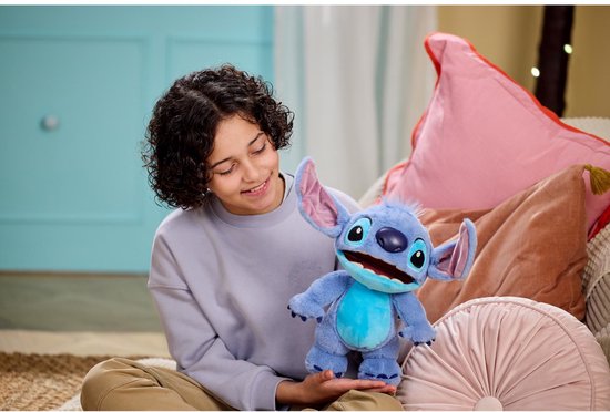 Disney - Stitch Puppetronic RealFX - 43 cm — afbeelding 3