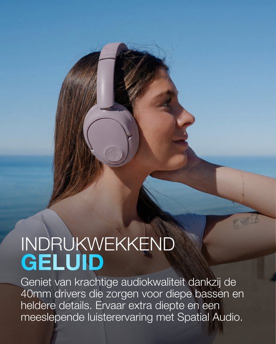 Vrouw draagt roze koptelefoon, met de tekst 'Indrukwekkend geluid'.