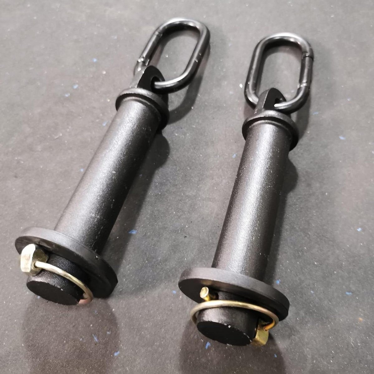 Squat Rack Accessoire - Krachtrek Hulpstuk - Thuis Krachttraining - Compatibel met 3x3 Kooi - Paren - Zwart