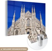 MuchoWow® Glasschilderij 120x80 cm - Schilderij acrylglas - Milaan - Kathedraal - Lucht - Foto op glas - Schilderijen