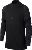 Nike nike dri-fit strike big kids' socc in de kleur zwart.