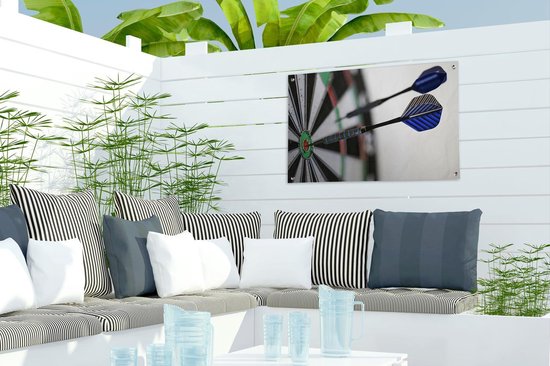 Gros plan d'une affiche de jardin de fléchettes toile lâche