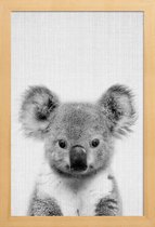 JUNIQE - Poster met houten lijst Koala zwart-wit foto -13x18 /Grijs &