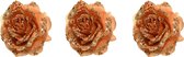 3x stuks decoratie bloemen roos terra bruin glitter op clip 14 cm - Decoratiebloemen/kerstboomversiering/kerstversiering