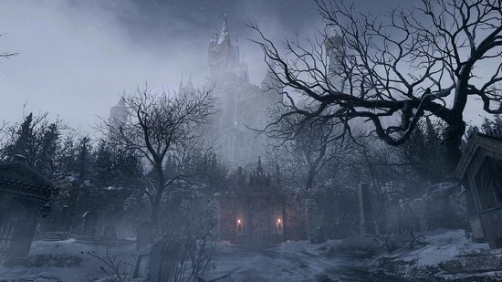 Een winterse begraafplaats met een imposant kasteel op de achtergrond, gehuld in mist.