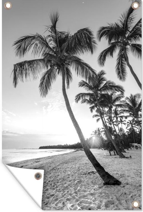 Tuinposter - Tuindoek - Tuinposters buiten - Zonsondergang op een tropisch strand - zwart wit - 80x120 cm - Tuin