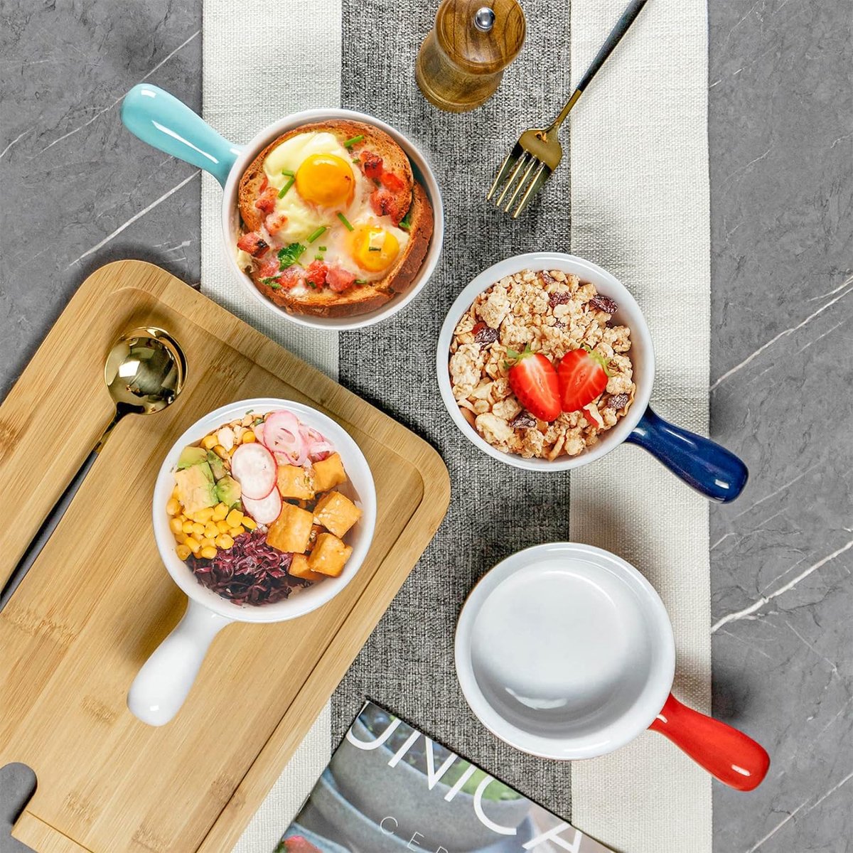 Soepkom, 2 stuks, soepkommen met handgrepen, 660 ml keramische soepkopjes, mueslikom, ramenkom, soepkommen met handvat voor pasta, fruit, pasta, salade, soepkopjes met handvat (zwart, wit