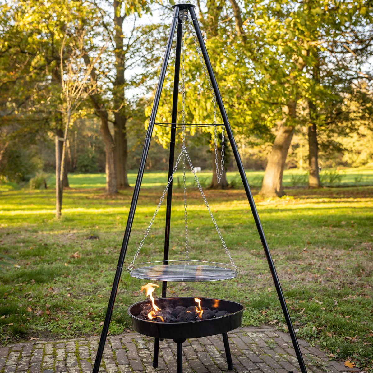 Esschert Design BBQ Fire Bowl with Tripod and Grill Grate