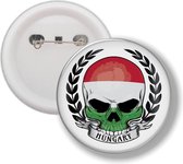 Button Met Speld - Schedel Vlag Hongerije