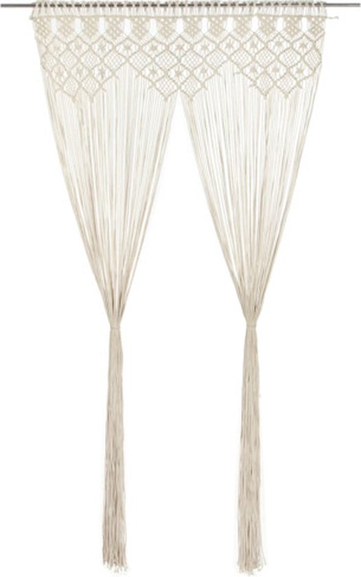 Beige macramé gordijn met twee aparte franje-delen en decoratief bovenpaneel.