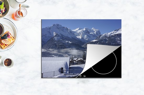 KitchenYeah® Inductie beschermer 70x52 cm - Wintersport resort in Zwitserland - Kookplaataccessoires - Afdekplaat voor kookplaat - Inductiebeschermer - Inductiemat - Inductieplaat mat