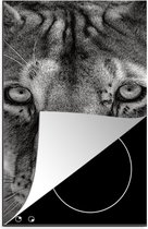KitchenYeah® Inductie beschermer 30x52 cm - Dierenprofiel leeuwin in zwart-wit - Kookplaataccessoires - Afdekplaat voor kookplaat - Inductiebeschermer - Inductiemat - Inductieplaat mat