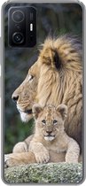 Geschikt voor Xiaomi 11T Pro hoesje - Volwassen leeuw met jong - Siliconen Telefoonhoesje