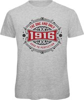 1916 The One And Only | Feest Kado T-Shirt Heren - Dames | Antraciet - Donker Rood | Perfect Verjaardag Cadeau Shirt | Grappige Spreuken - Zinnen - Teksten | Maat M
