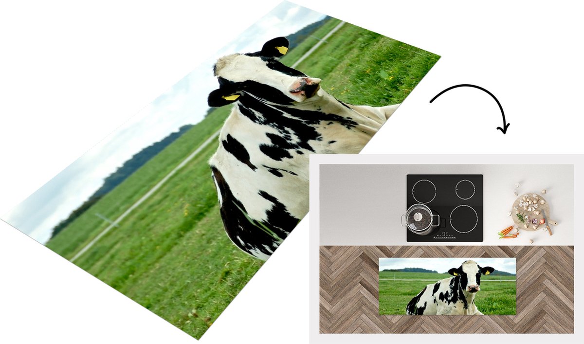 KitchenYeah Keukenloper - Loper keuken - Koe - Gras - Dieren - Berg - 120x50 cm - Keukenloper vinyl Multicolor