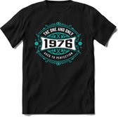1976 The One And Only | Feest Kado T-Shirt Heren - Dames | Cobalt - Wit | Perfect Verjaardag Cadeau Shirt | Grappige Spreuken - Zinnen - Teksten | Maat XL