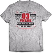 83 Jaar Legend - Feest kado T-Shirt Heren / Dames - Antraciet Grijs / Rood - Perfect Verjaardag Cadeau Shirt - grappige Spreuken, Zinnen en Teksten. Maat L