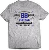 28 Jaar Legend - Feest kado T-Shirt Heren / Dames - Antraciet Grijs / Donker Blauw - Perfect Verjaardag Cadeau Shirt - grappige Spreuken, Zinnen en Teksten. Maat XL